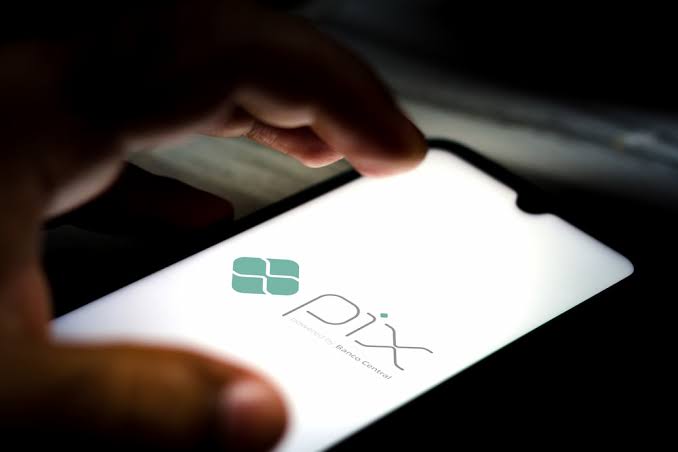 Golpe desvia pagamentos via Pix em compras online feitas no computador;  veja como se proteger - Litoral Hoje